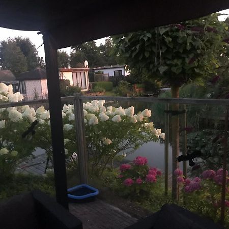 Recreatie Centrum De Hollepoarte 2 Chalets87 Makkum Dış mekan fotoğraf
