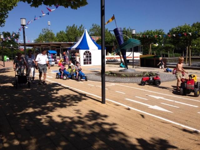 Recreatie Centrum De Hollepoarte 2 Chalets87 Makkum Dış mekan fotoğraf